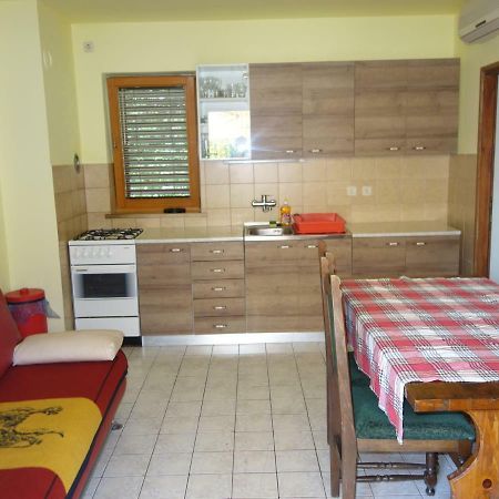 Apartments Marinko Povile Ngoại thất bức ảnh