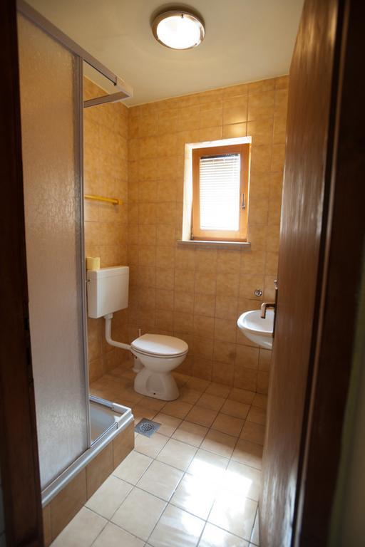 Apartments Marinko Povile Phòng bức ảnh